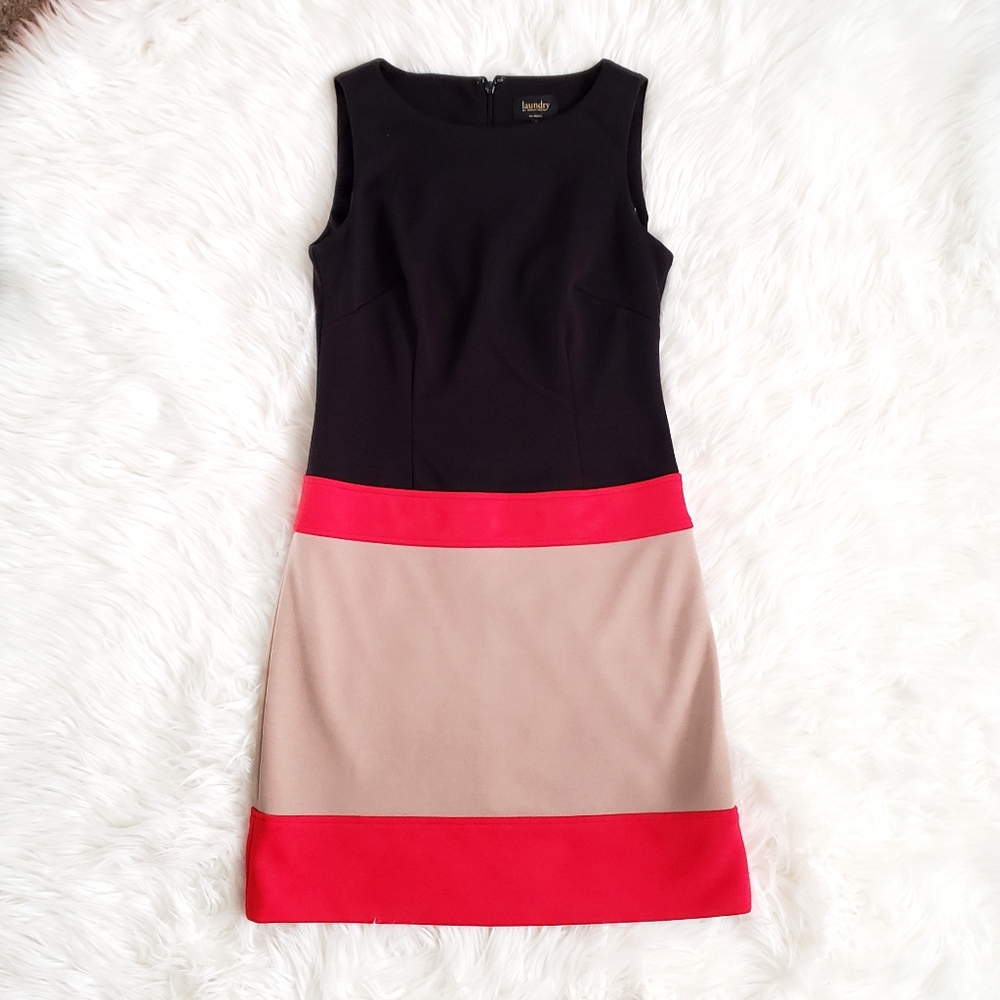 Laundry by Shelli Segal Color Block Dress!